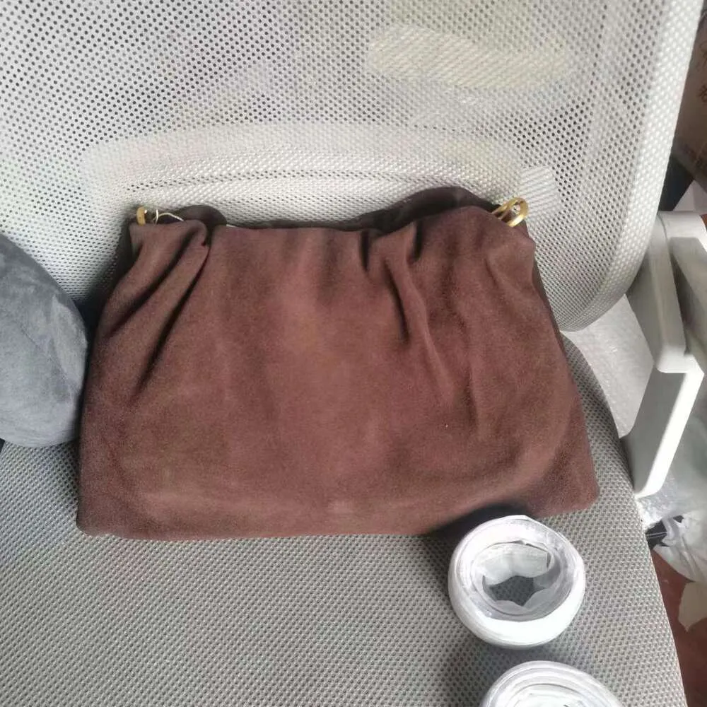 Borsa a tracolla da donna in pelle scamosciata opaca con 2 cinturini, in pelle di mucca scamosciata, stile coreano, con arricciature, color caffè kakhi_voghion.com