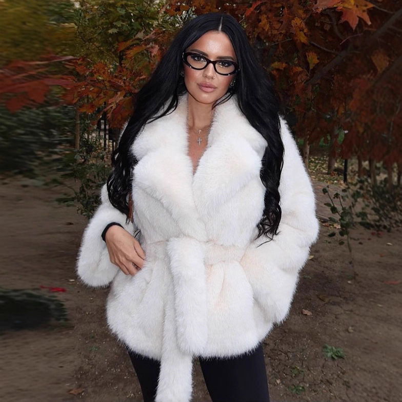 Europe And The United States Fashion Hot Selling Faux Fur Lapel Coat