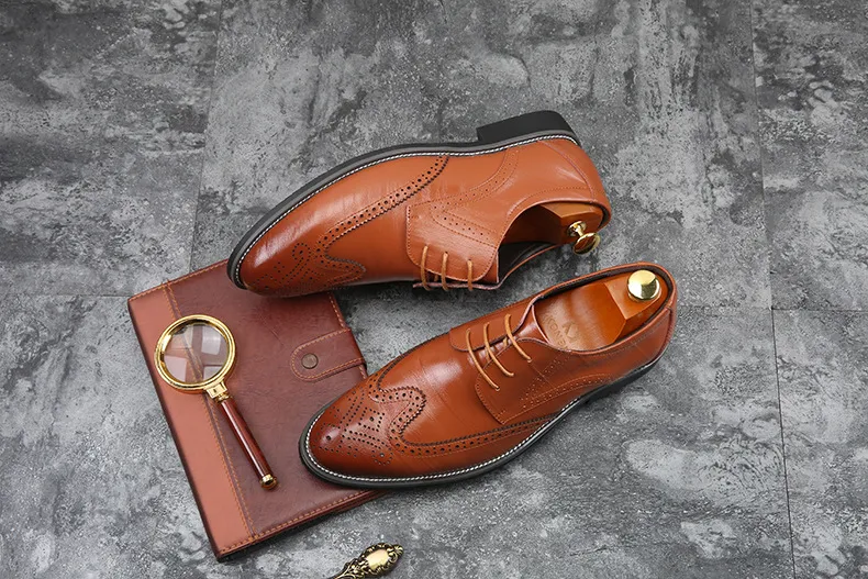 Vestido Couro Envernizado Moda Noivo Casamento Homens estilo italiano Oxford Sapatos Tamanho Grande 48_voghion.com