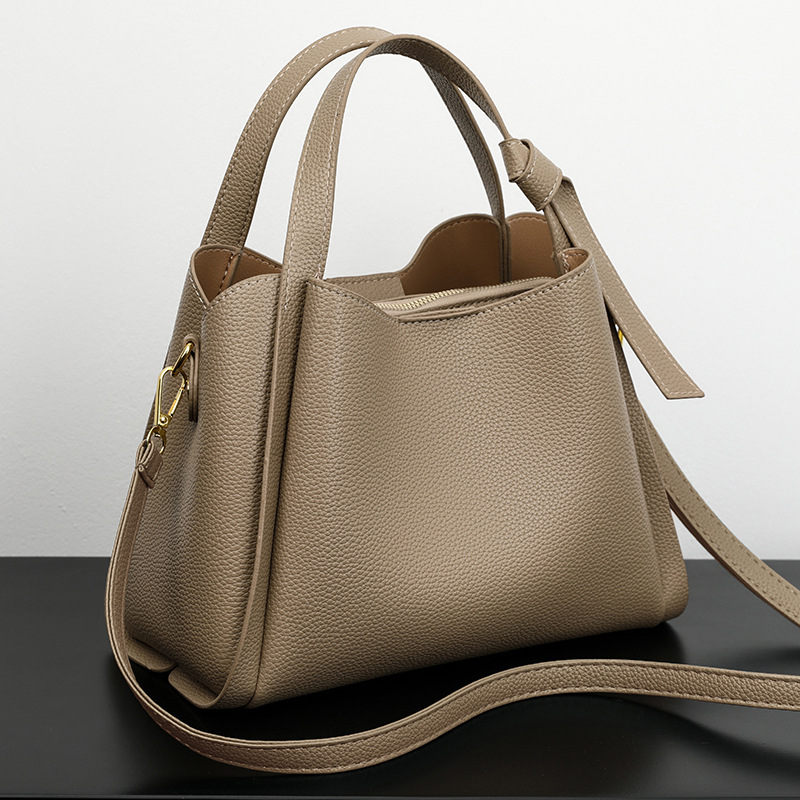 Soft Leather Women's Handbag, Style, Basket Style, High End Shoulder Bag, Crossbody Bag, Versatile Bucket Bag.