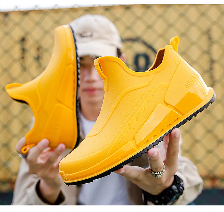 New Men's Tide Short Rain Boots Non-slip Kitchen Takeaway Water Thick-soled Overshoes Fishing Rubber Shoes_voghion.com