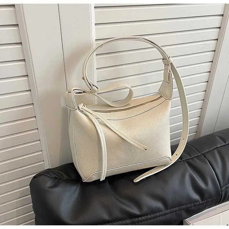 Borsa a tracolla in pelle PU alla moda da donna, borsa a tracolla in pelle solida, borsa a tracolla casual da donna, versatile, in argento_voghion.com