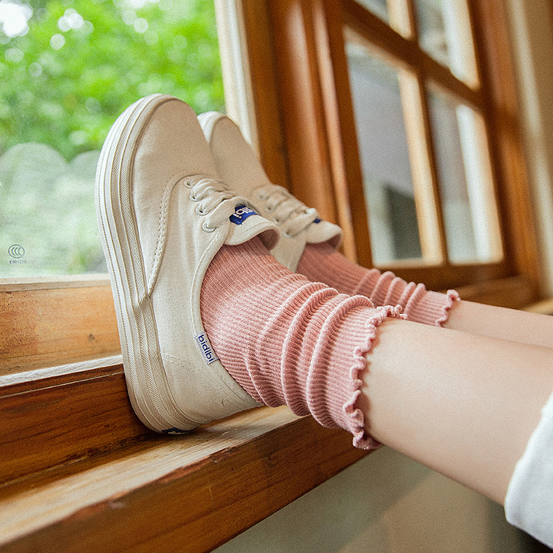 Ankle Socks Japanese Style Tea-coloured With Ruffled Edges_voghion.com