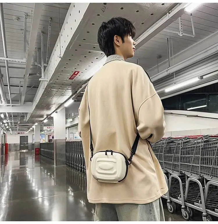 Sac à bandoulière simple polyvalent pour hommes et femmes, nouvelle marque tendance de niche, sac à bandoulière à coque rigide à la mode, petit carré_voghion.com