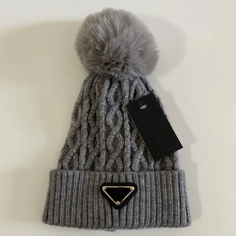 Winter Designer Beanies Beanie Women Gift Hats Outdoor Bonnet with Real Raccoon Fur Pompoms Warm Girl Ca hat_voghion.com
