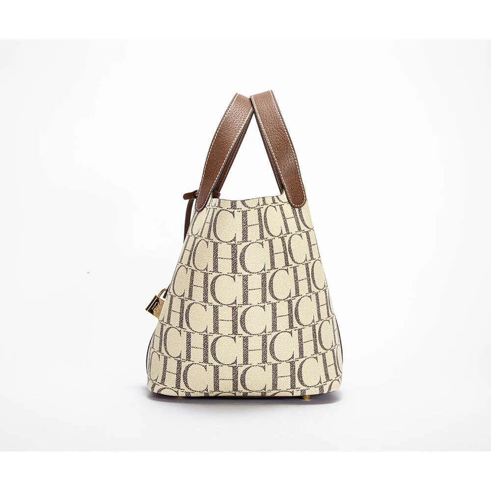 CH Grouss Kapazitéit Alldags Pendler Crossbody Moud Buschtawendruck Design Damen Temperament Schëllertasch Villsäiteg Premium_voghion.com
