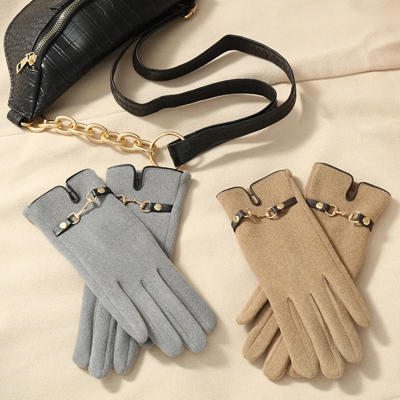 Gants à cinq doigts pour femmes avec broderie Veet, rembourrés et épais, coupe-vent pour écran tactile pour l'hiver_voghion.com