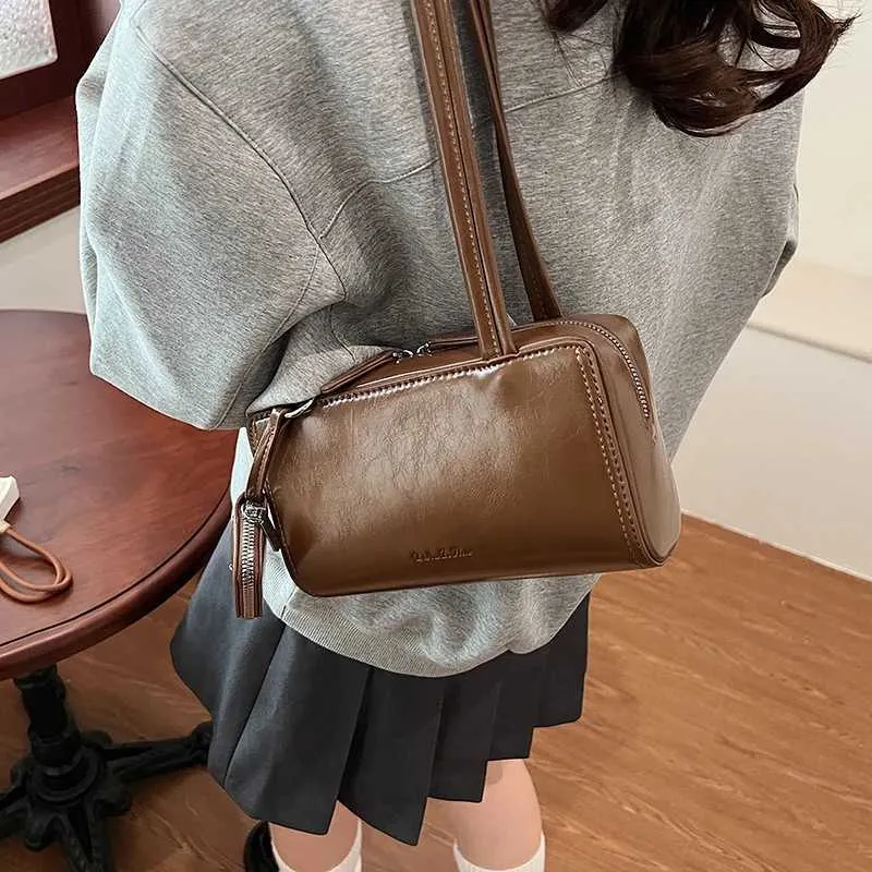 Designer Tasche LEFTSIDE 2-teilig/Set klein PU Leder quadratisch 2024 Winter Y2K neue modische Damen Tasche mit Geldbörse Handtasche_voghion.com
