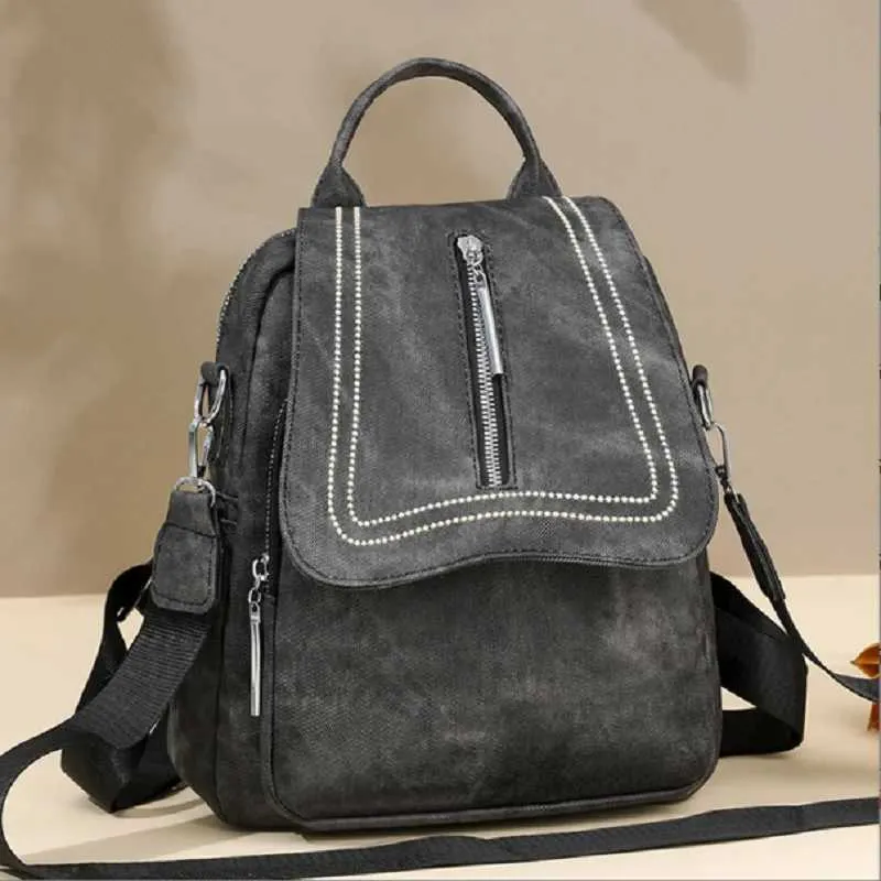 Vintage Leather Women's Backpack Large Capacity Casual Travel Bag_voghion.com
