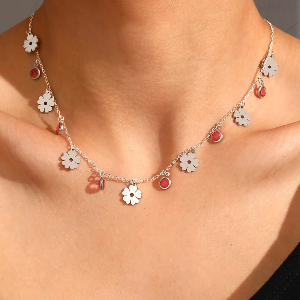 Chaînes en acier inoxydable Colliers exquis pendentif fleur en cristal rouge chaîne de pull collier de mode pour femmes bijoux_voghion.com