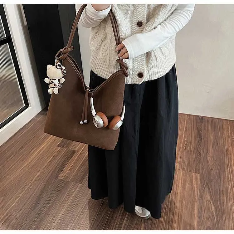 Sacs à main en daim tendance pour femmes, sacs à bandoulière solides de grande capacité, sacs à bandoulière décontractés pour femmes, polyvalents, doux, sous les bras_voghion.com