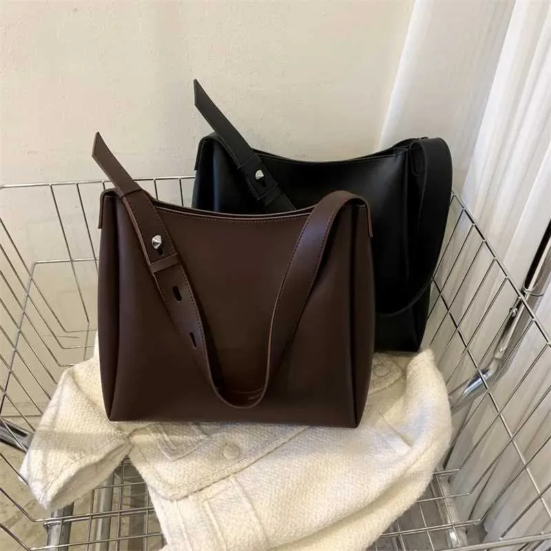 Sac à main et portefeuille en cuir tendance 2024 pour femme, simple, grande capacité, bandoulière, Y241011_voghion.com