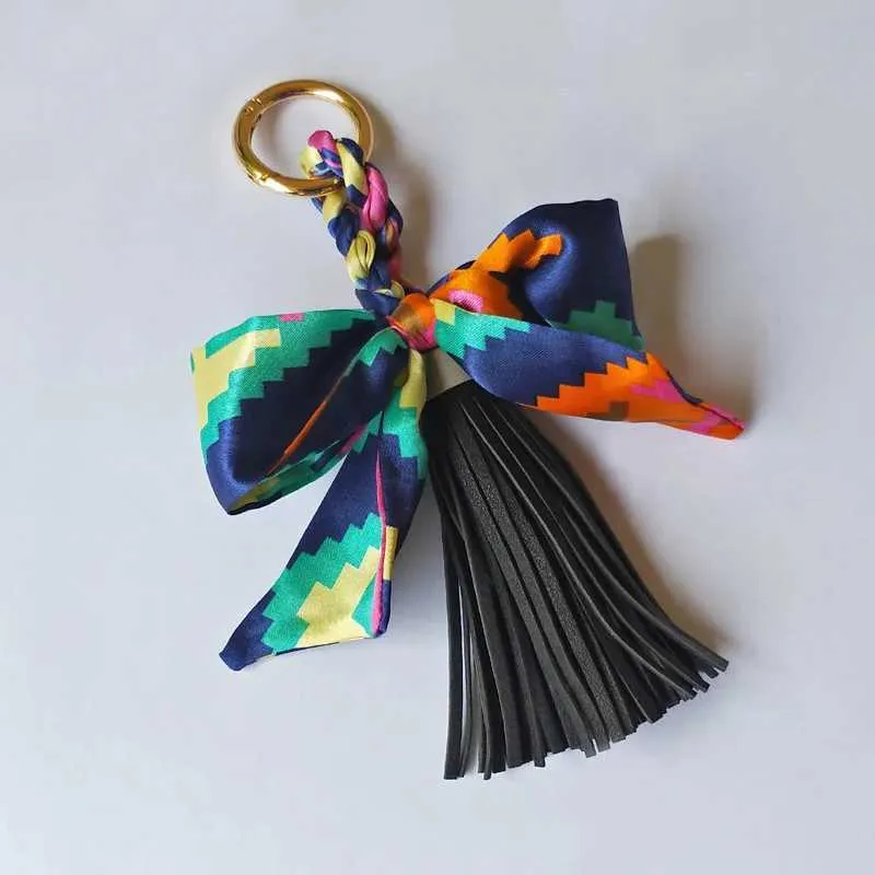 Pingente de lenço com borla de couro macio e fofo, acessório para bolsa, novo chaveiro, porta-chaves de carro da moda K1690 Y241121_voghion.com