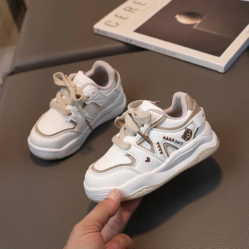 Baskets antidérapantes pour enfants, chaussures de sport mignonnes en forme d'ours, chaussures décontractées en cuir PU pour garçons et filles_voghion.com