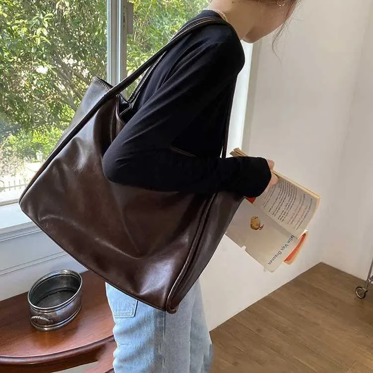 Sac à bandoulière en cuir PU souple pour femme, grande capacité, style rétro, couleur unie, pochette sous les bras_voghion.com