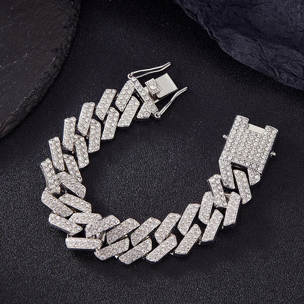 Iced Out Miami Cuban Link Chain Necklace For Men And Women_voghion.com