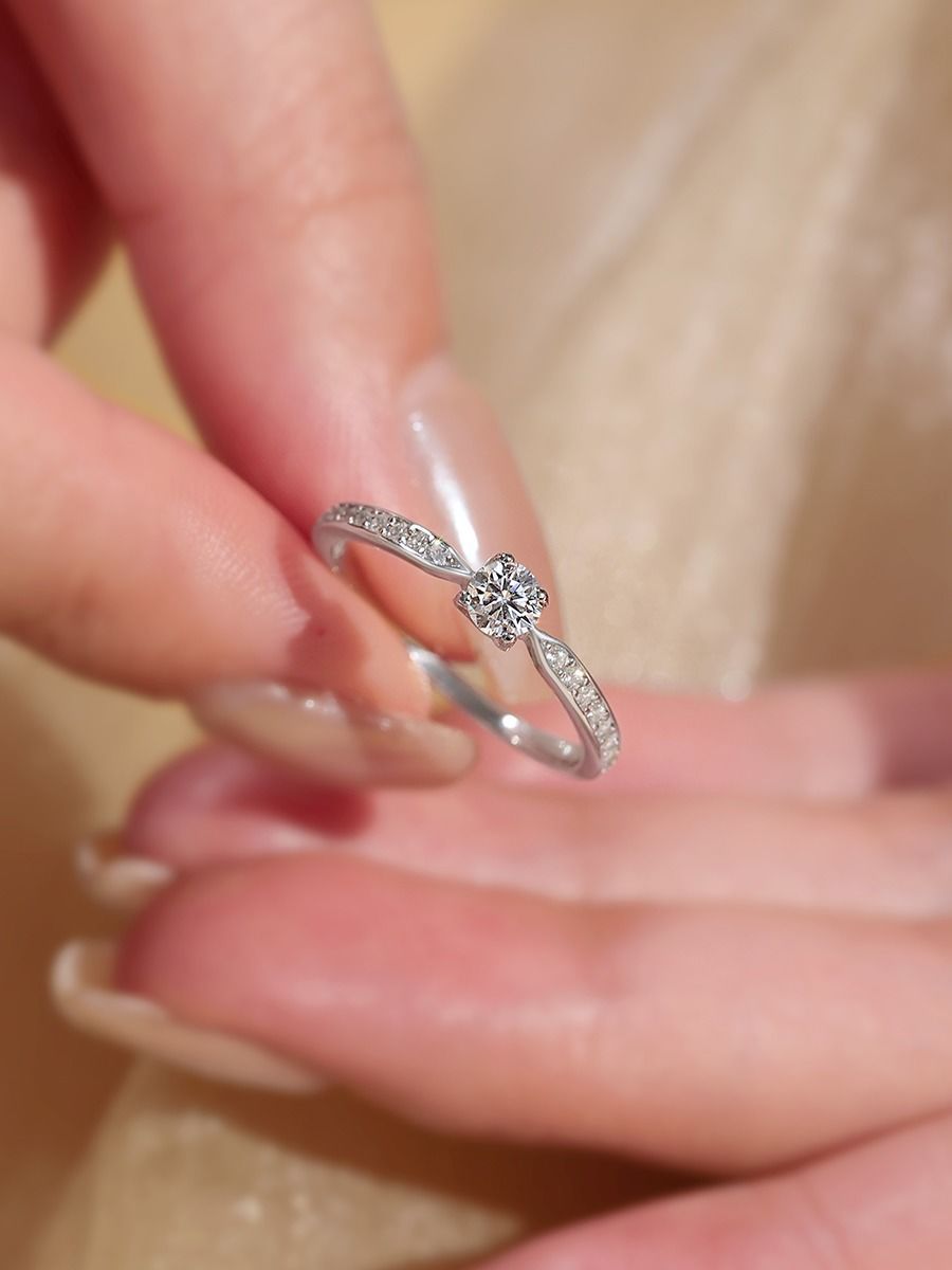 Mo Sang's Original Heart Diamond Pure Silver, Fashionable and Simple Proposal Marriage, Simulation Ring, Goddess
