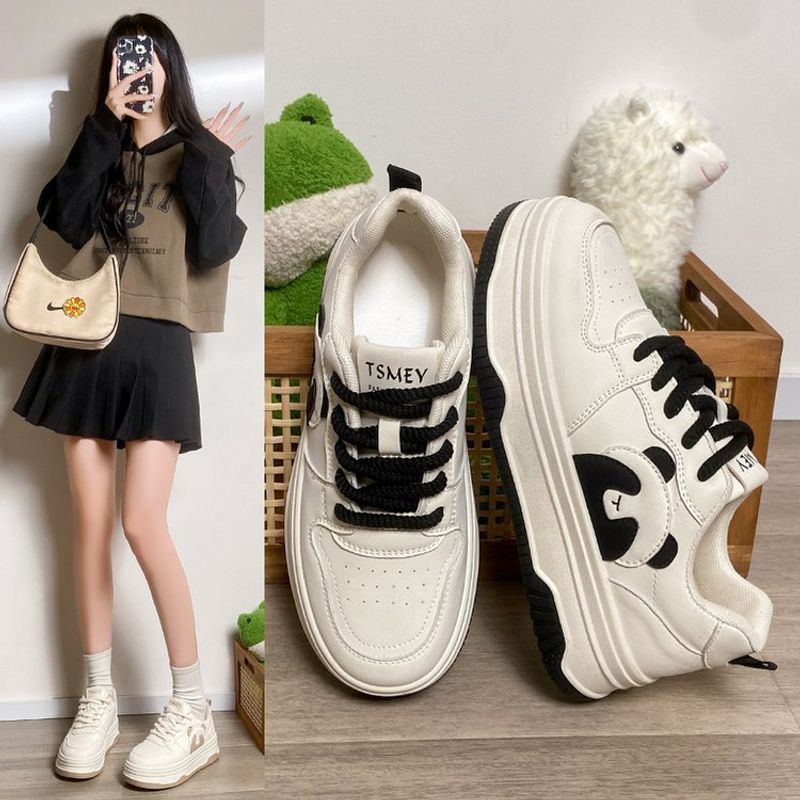 Tablero de panda de cuero para mujer en primavera de 2024, nuevo bizcocho versátil para mujer para deportes, ocio, ligero, grueso_voghion.com