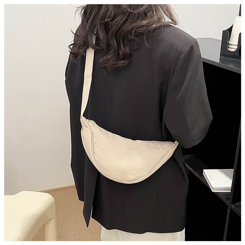 Borsa casual in nylongewebe Mode 2024 Neue Schulter Crossbody Knödel Tasche_voghion.com