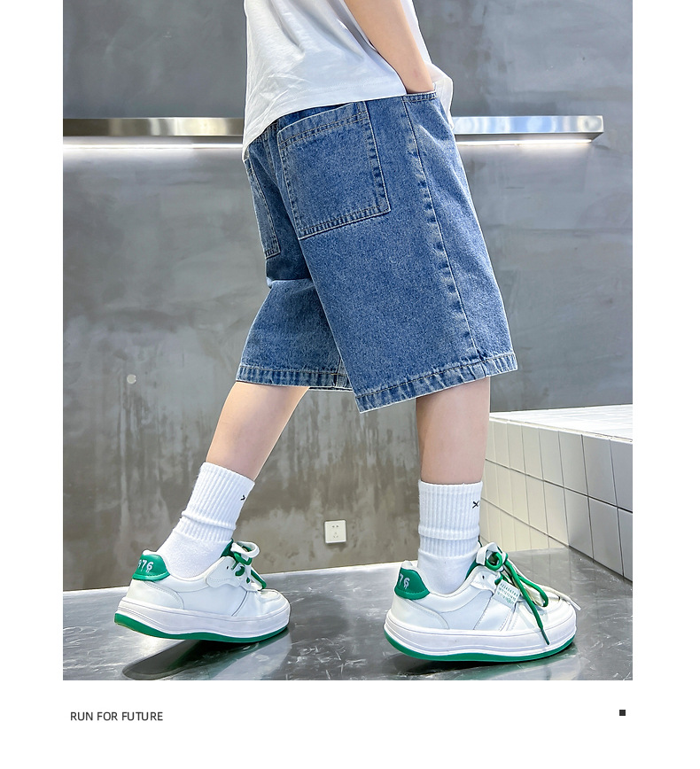 Pantaloni scurți din denim pentru băieți la modă, vara 2024, ediție coreeană nouă, la modă, mărime medie, pantaloni lungi pentru copii_voghion.com