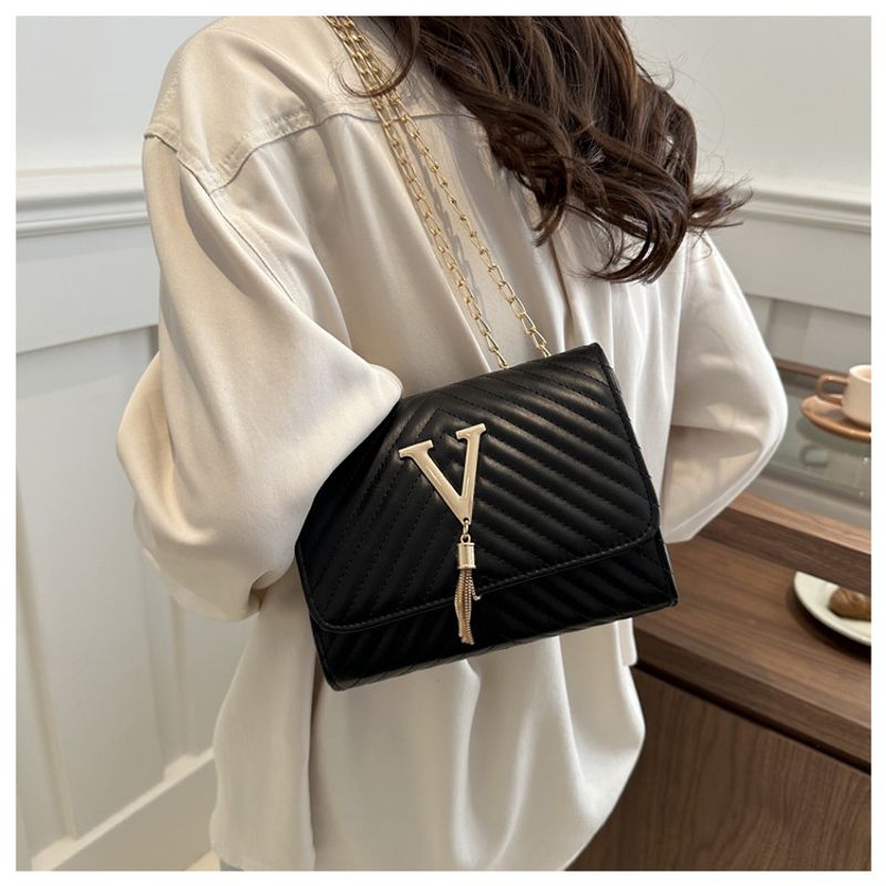 Stickerei Frauen Crossbody 2024 Thread Handtasche Schultertaschen Marke Pailletten Quaste Kupplung Kleine Tasche und Geldbörse Party_voghion.com