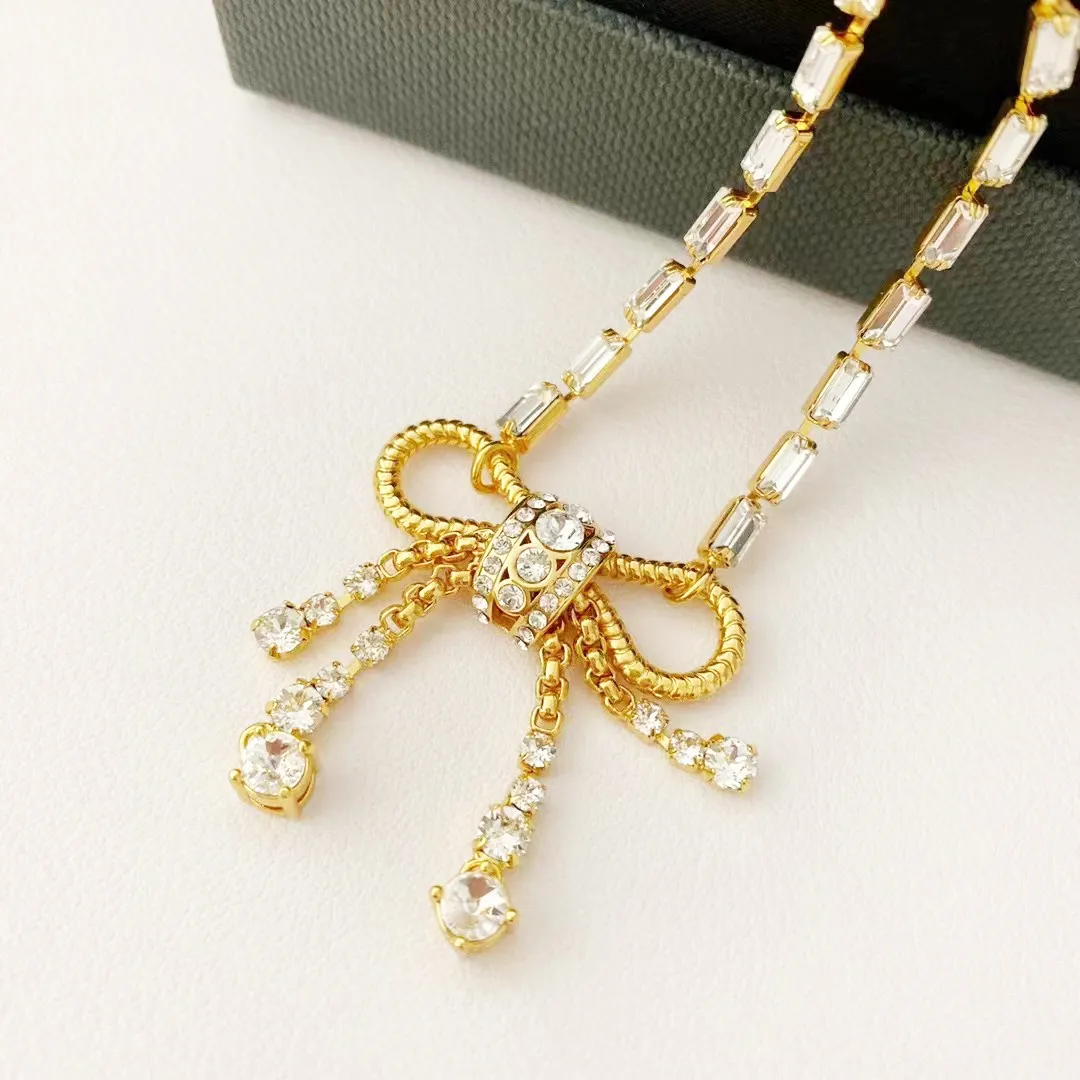 Classic Brand Bowknot Designer Necklace Shine Crystal Bling Diamond Sweet Bow Pendant Necklaces Chain Choker Fashion_voghion.com
