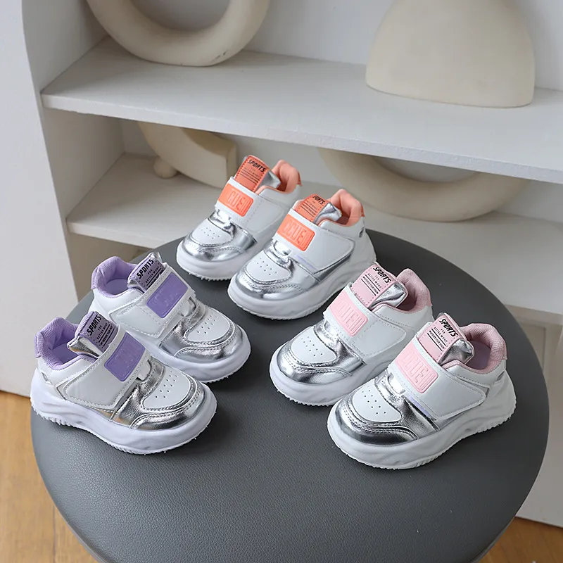 Scarpe da ginnastica per bambini con suola spessa_voghion.com