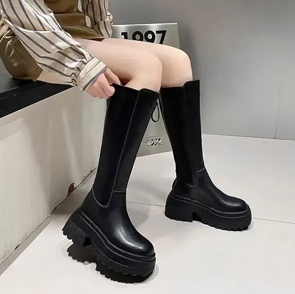 Knee High Platform Boots Women Retro Punk Style Leather Booties_voghion.com