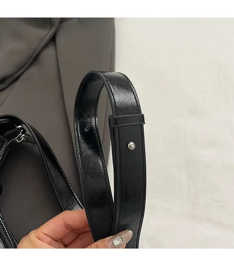 Womens Shoulder Bag Large Capacity Pu Leather Casual Handbag_voghion.com