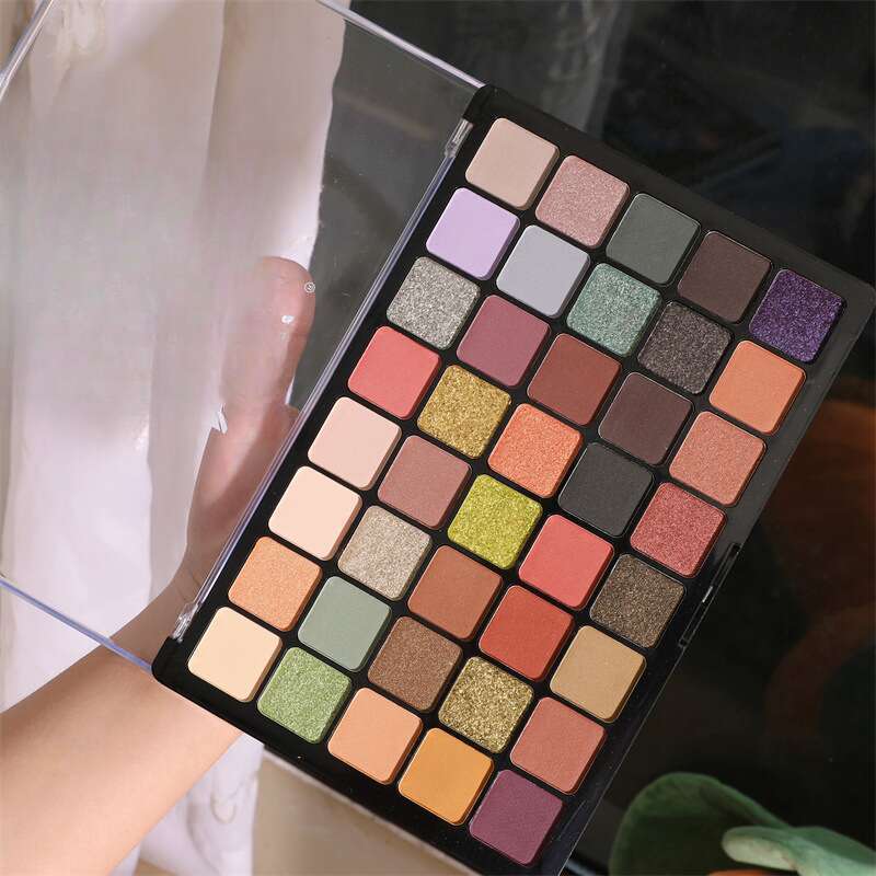 40 Color Eyeshadow Roundup Super Colorful_voghion.com