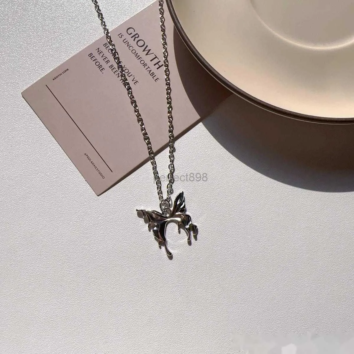 Collana di design 2024 Raggio Cosmico - Collana con ciondolo elegante da donna, stile dolce e minimalista_voghion.com
