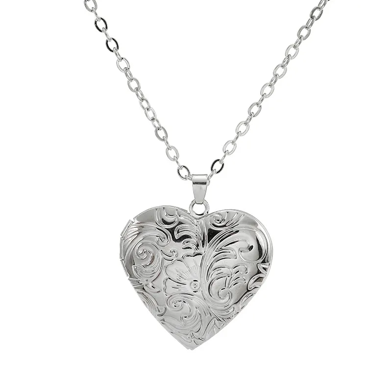 Collane con ciondolo Collana con cuore intagliato alla moda con medaglione a forma di cornice romantica Collier per donna Catena da collo in oro_voghion.com