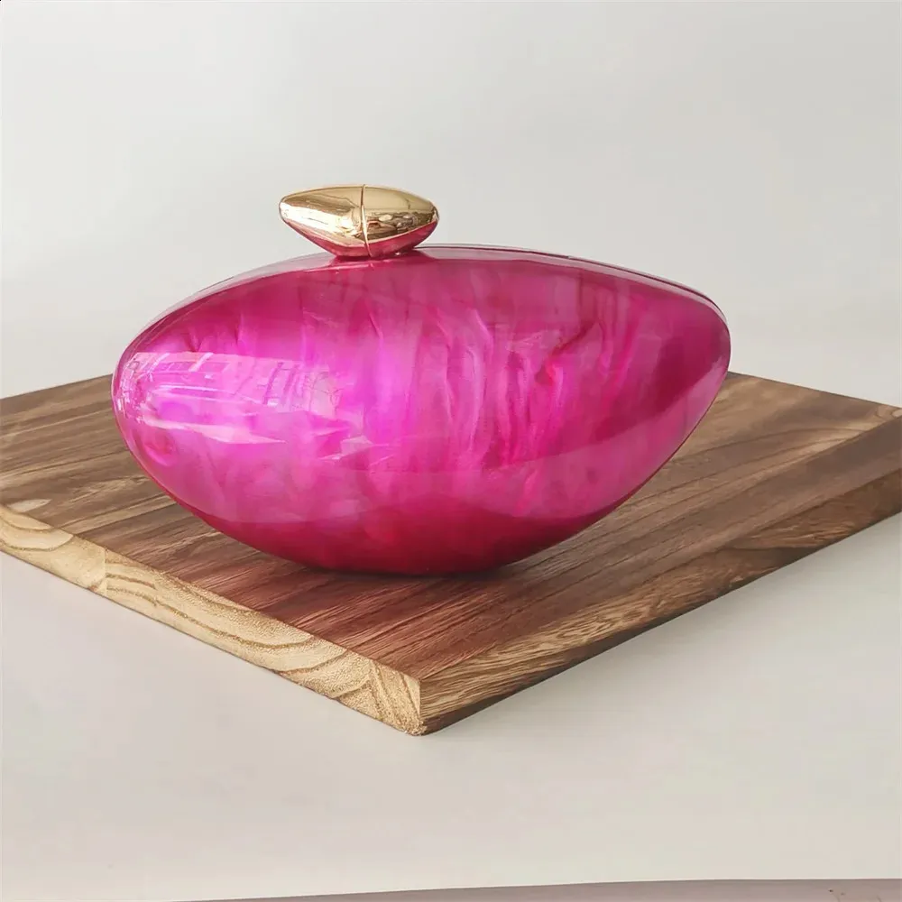 Sac à main et pochette en acrylique pour femme avec fermoir en métal rouge Lady Rose 240730_voghion.com