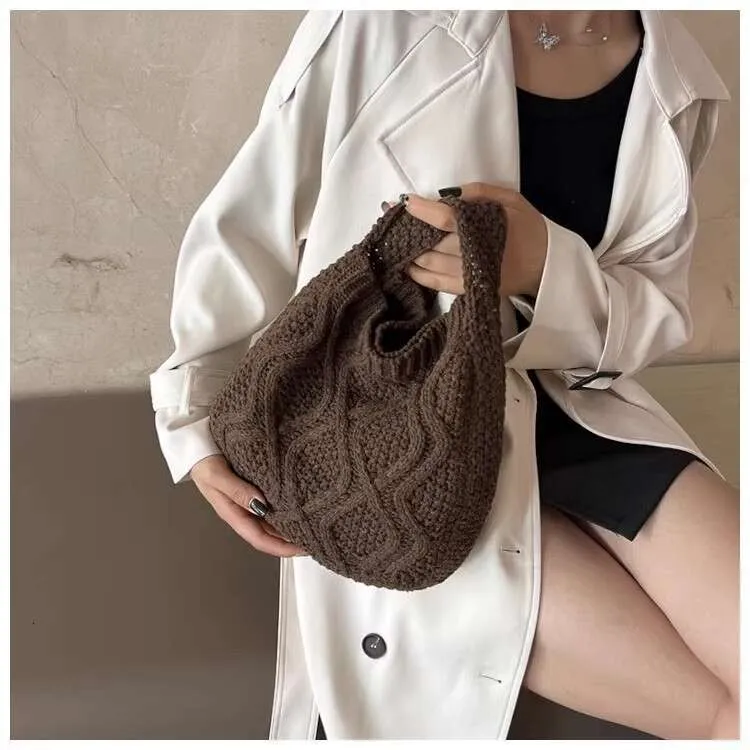 New Knitted Art Crossbody Bags Solid Color Tote Spinach Twist Shoulder Women's Bag_voghion.com