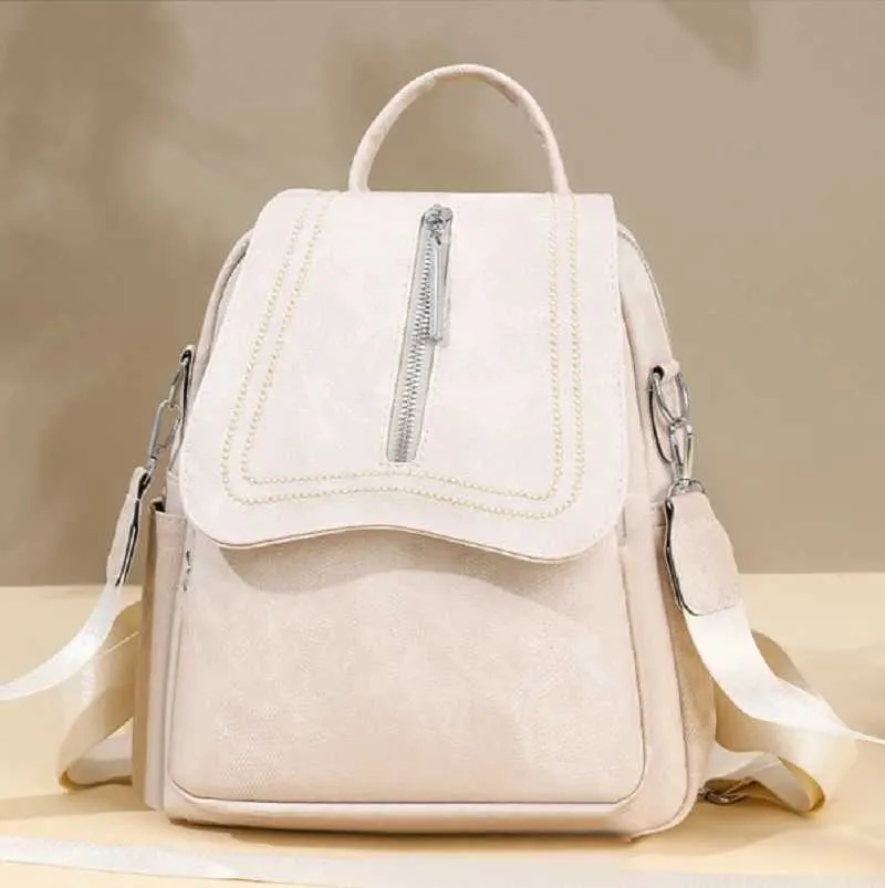 Vintage Leather Women's Backpack Large Capacity Casual Travel Bag_voghion.com