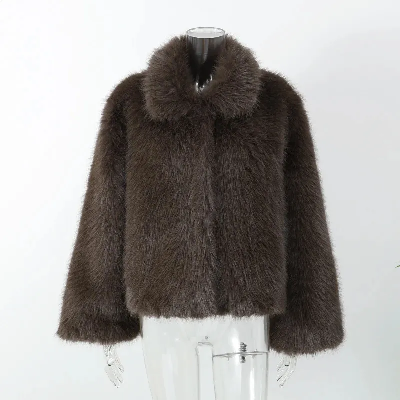 Mode Verdicken Warme Flauschigen Pelzigen Mantel Frauen Lange Sleeveshort Fuchs Pelz Oberbekleidung 2024 Chic Dame Straße Jacke_voghion.com