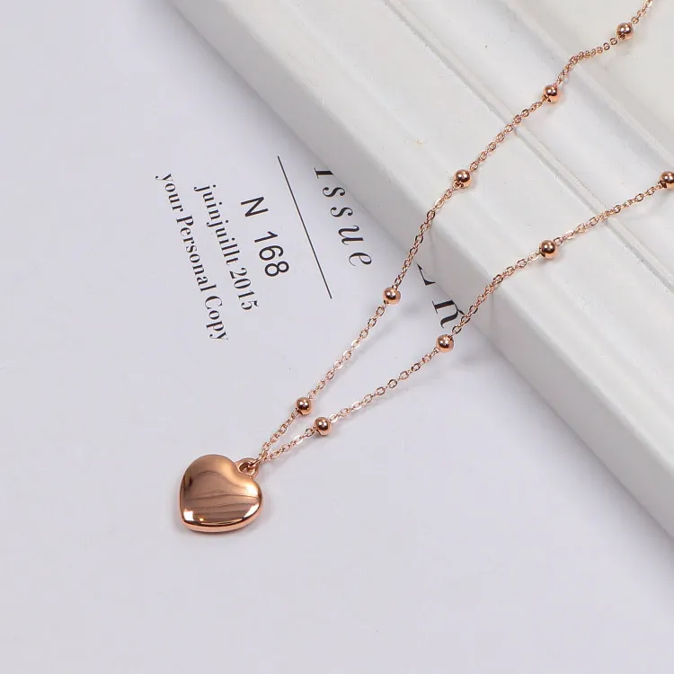 Collana con ciondolo a cuore placcato oro gioiello elegante_voghion.com
