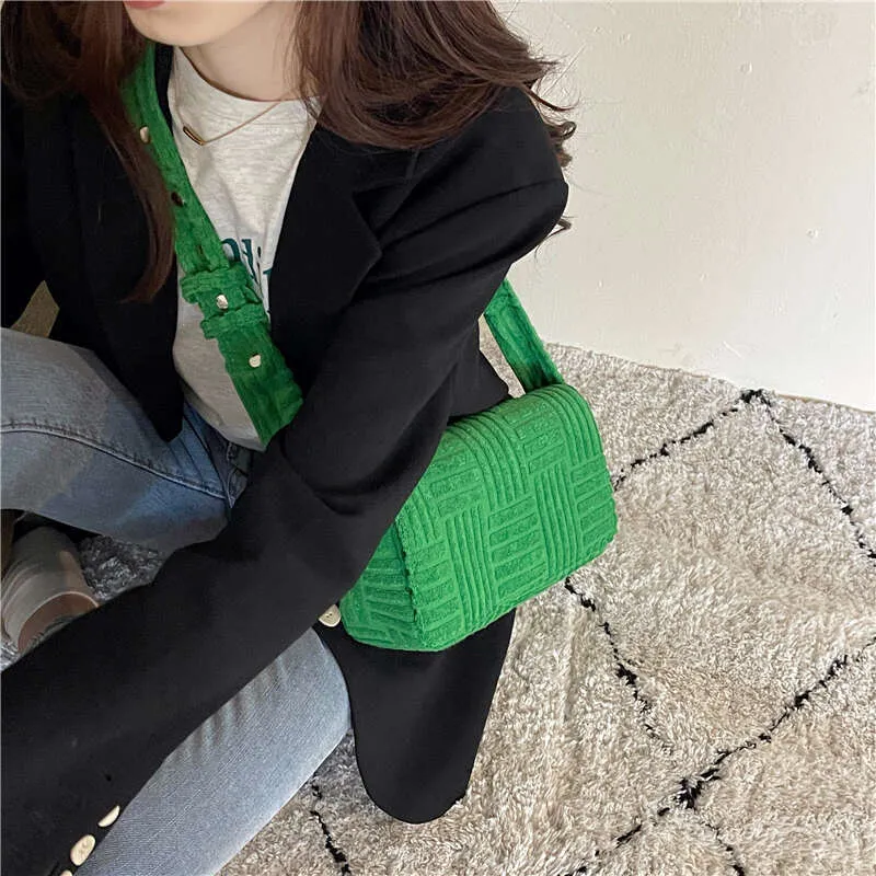 Grüne Handtuch Stoff Handtaschen und Geldbörse Designer Crossbody Mode Kissen Taschen für Frauen Schulter Tasche Damen Tote Clutch_voghion.com