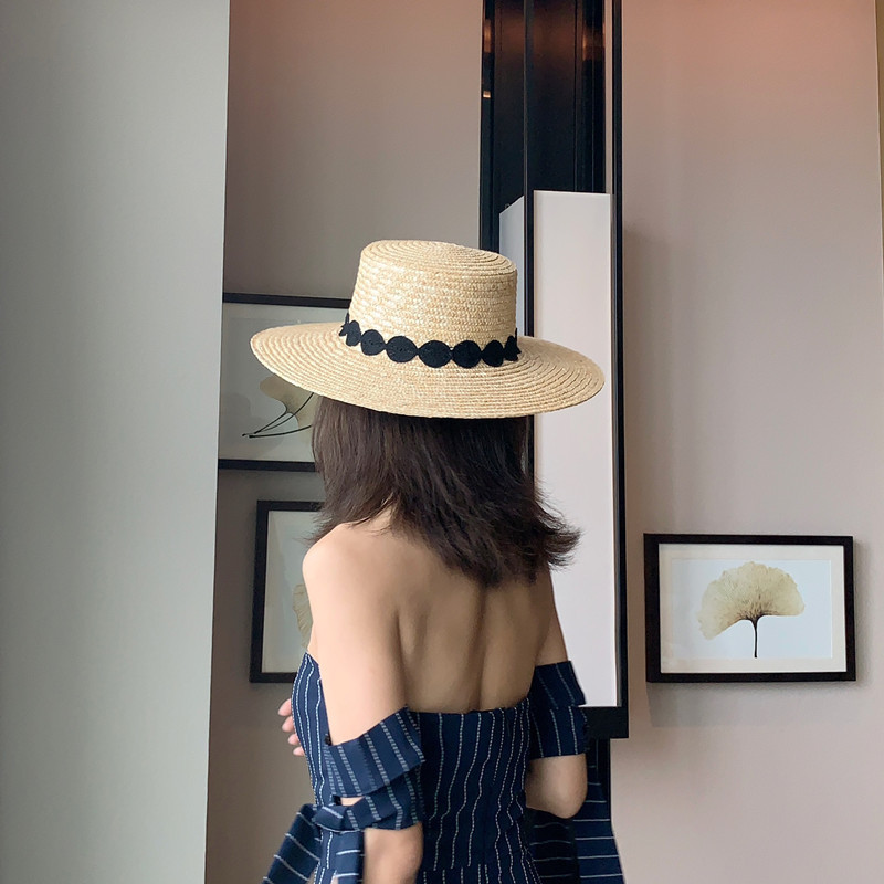 Blogger photo taking concave shaped shading straw summer trendy lace hook flower beach sun protection hat, new model_voghion.com