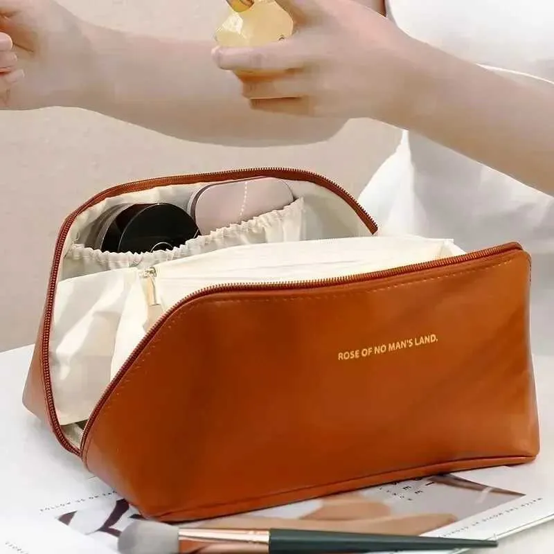 High end simple and convenient basic storage large capacity cute lightweight travel makeup bag Y241023_voghion.com