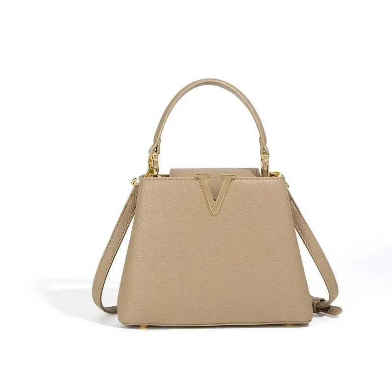 2024 Neue modische vielseitige Damen Crossbody Handheld Single Schulter SG Tasche Großhandel Drop Shipping Llbs1031C241210_voghion.com