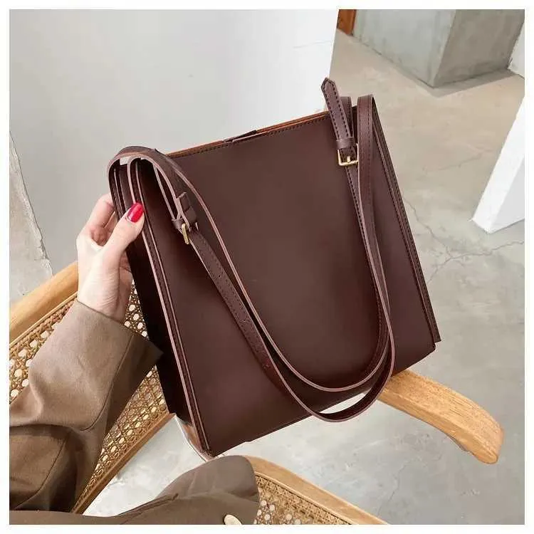 Women's Shoulder Bag Large Capacity Pu Leather Retro Bucket Bag_voghion.com