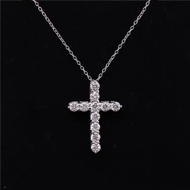 Collane con ciondolo a croce placcate in argento sterling per donna, con catena a maglie in cristallo di diamante scintillante_voghion.com
