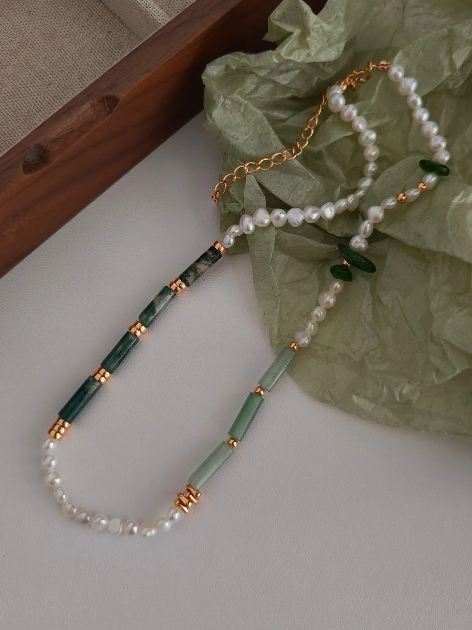 Layered Natural Pearl Agate Necklace Silver Plated Gold Finish_voghion.com