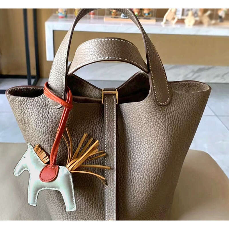 Vegetable Tanned Basket Grain Leather Simple And Versatile, Large Capacity Handbags, Women's Bags_voghion.com