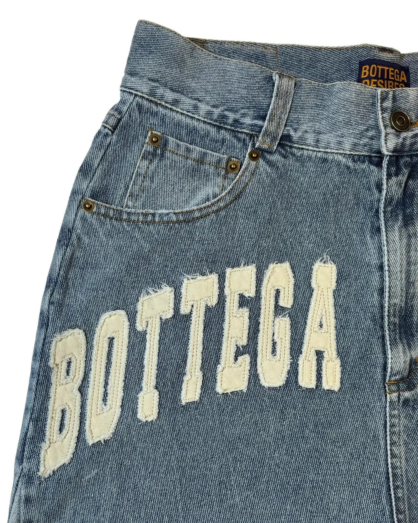 Heren Zwart Blauw Gewassen Denim Y2k Retro Letter Patchwork Zomer Mode Zand Shorts Casual Gesplitste Jorts Gym Sweatpants_voghion.com