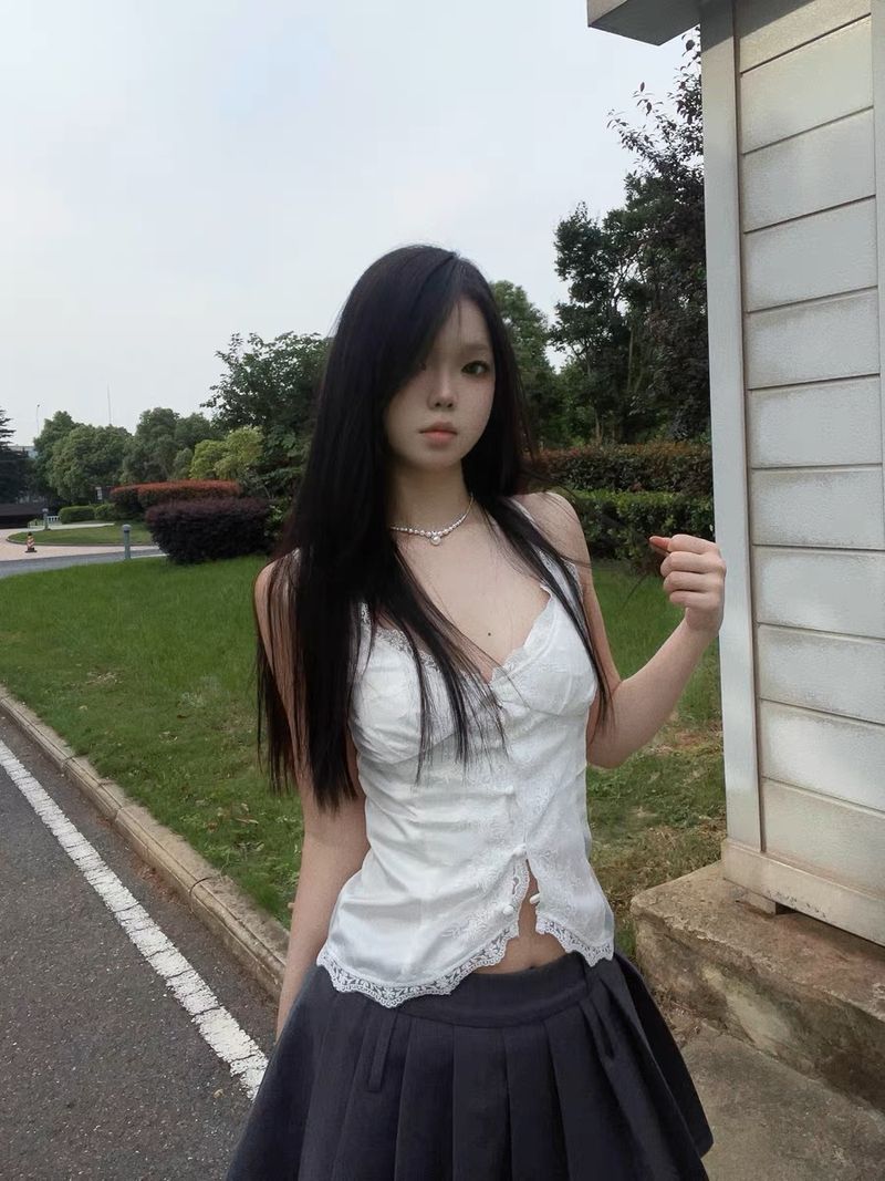 Nouveau haut d'été en satin et dentelle blanche pour femme, coupe slim, petit caraco à boutons, 3403_voghion.com