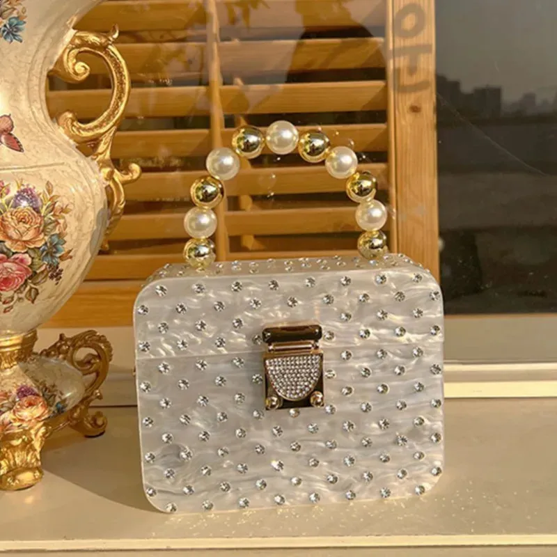 Acryl-Box-Form-Clutch-Tasche Perlengriff Handtasche Dia Metall glänzend Gold Frauen Abendparty süße Geldbörse Hochzeit 240822_voghion.com