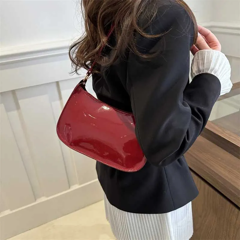 Designer-Tasche Modische Handtasche Retro Einfarbig PU-Leder Schulter Unterarm Casual Womens Designer Obdachlosentasche_voghion.com