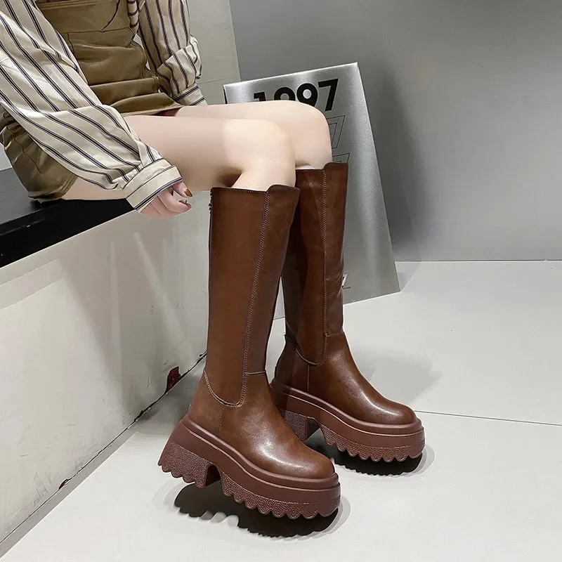 Knee High Platform Boots Women Retro Punk Style Leather Booties_voghion.com